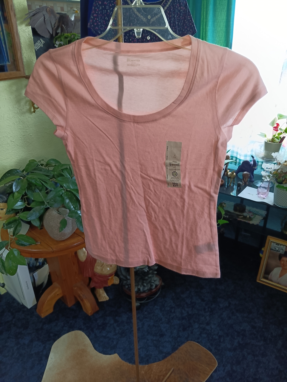 No Boundaries Light Pink Scoop Neck Short Sleeve Tee